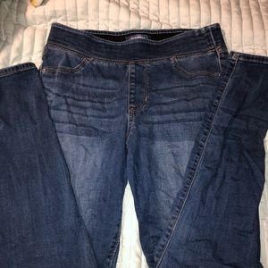 Old Navy pull on jeans!